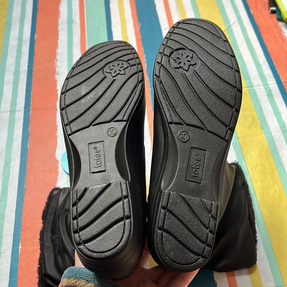 NIB Totes Black Women's Nicole Waterproof Snow Boots Size 10 - Picture 7 of 10